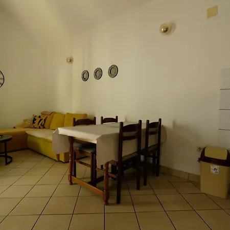 Kezic Drvenik (Split-Dalmatia)