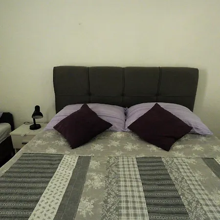 Kezic * Drvenik (Split-Dalmatia)