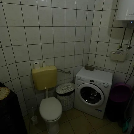 Kezic Drvenik Apartment