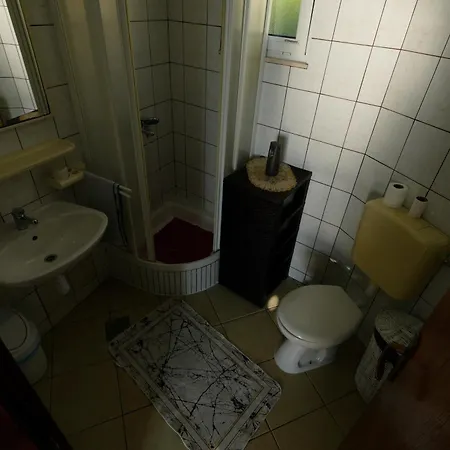 Kezic * Drvenik (Split-Dalmatia)