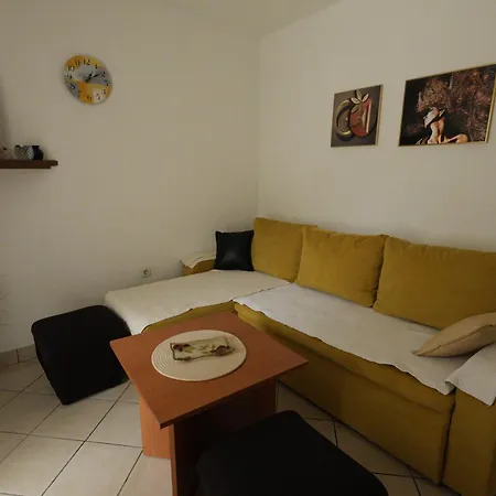 Apartment Kezic Drvenik