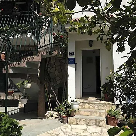 Kezic Drvenik (Split-Dalmatia)